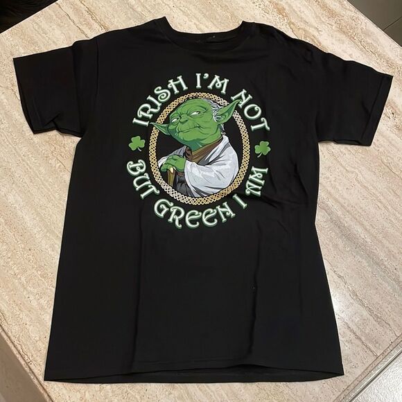 NWOT Star Wars T-shirt Yoda Irish - Picture 1 of 2